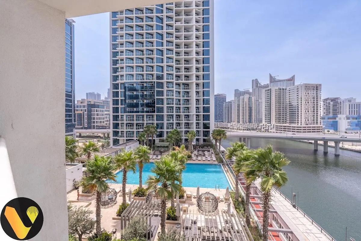 Apartmán Vogue Damac Maison Prive Balcony & Pool With Canal View Prime Business Bay Location, Steps From Downtown & Burj Khalifa Dubaj Spojené arabské emiráty