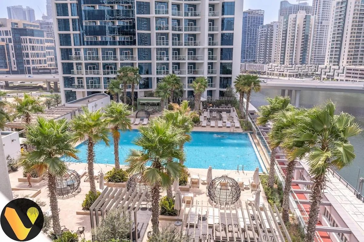 Vogue Damac Maison Prive Balcony & Pool With Canal View Prime Business Bay Location, Steps From Downtown & Burj Khalifa Dubai